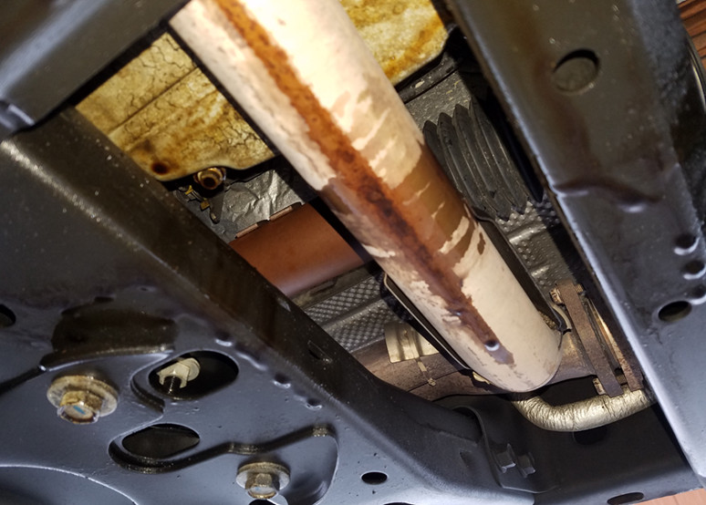 2014 Jeep wrangler 3.6L Pentastar oil leak