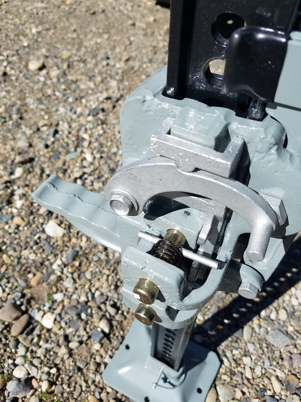 New to me 2014 Jeep Wrangler JKU 17 jeep jk smittybuilt farm jack 02
